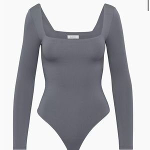 Aritzia babaton contour bodysuit